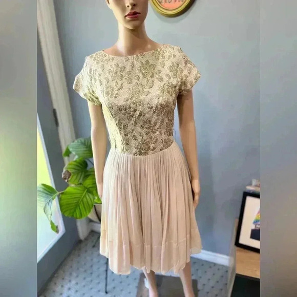 Holiday glam Vintage 50s Elinor Gay gold lamé chiffon wedding party dress - Picture 3 of 12